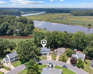 1504 River Creek Crescent, Central Suffolk image