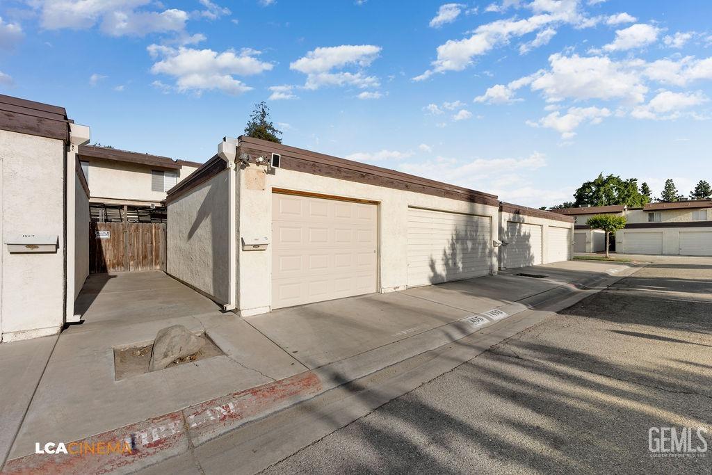 MLS 202404308, 1455 Gemini, Bakersfield, CA, 2 Beds, 1.5 Baths, Zip