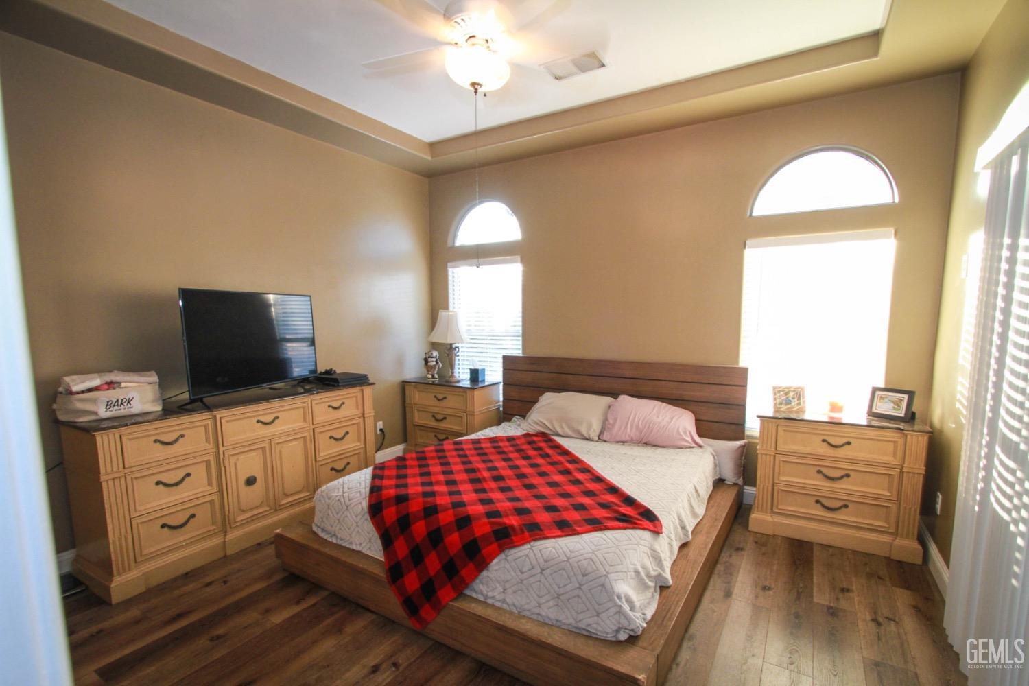 MLS 202311455, 9026 Forest Oaks, Bakersfield, CA, 4 Beds, 3 Baths, Zip Code 93312 Bakersfield