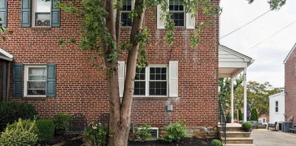 476 Olympic Ave, Havertown