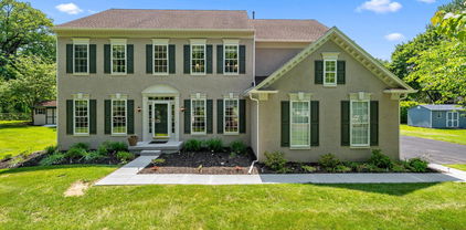 859 Empress Rd, West Chester