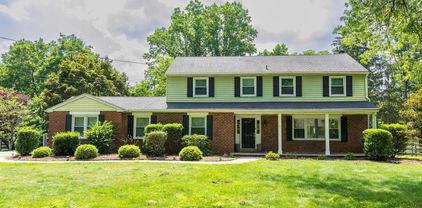 1076 Kerwood Rd, West Chester