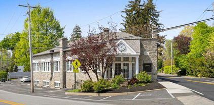 101 N Providence Rd, Wallingford