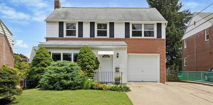 627 N Eagle Rd, Havertown