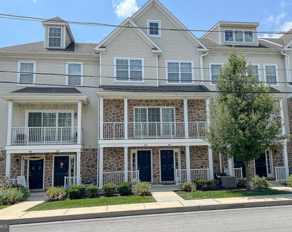 412 Danielle Way, West Chester