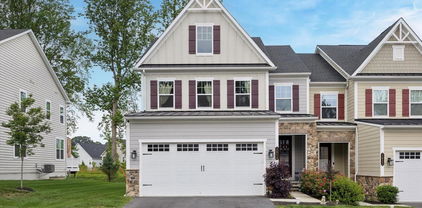 1614 Phillips Dr, West Chester