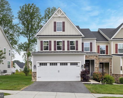 1614 Phillips Dr, West Chester