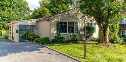 835 Beechwood Drive, Havertown