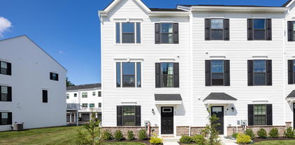 421 Pitch Pine Way, Exton