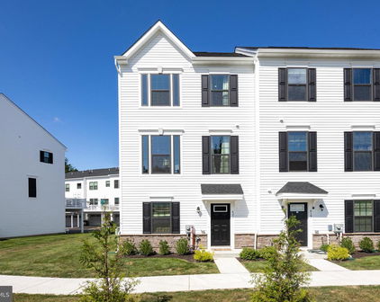 421 Pitch Pine Way, Exton