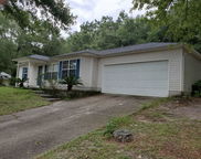 326 Lakeview Drive, Crestview image