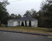 305 Lakeview Drive, Crestview image