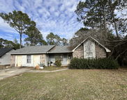 162 Villacrest Drive, Crestview image