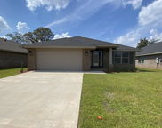200 Ridgeway Circle, Crestview image