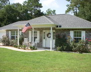 325 Lakeview Drive, Crestview image