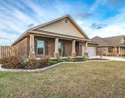 426 Chickadee Street, Crestview image